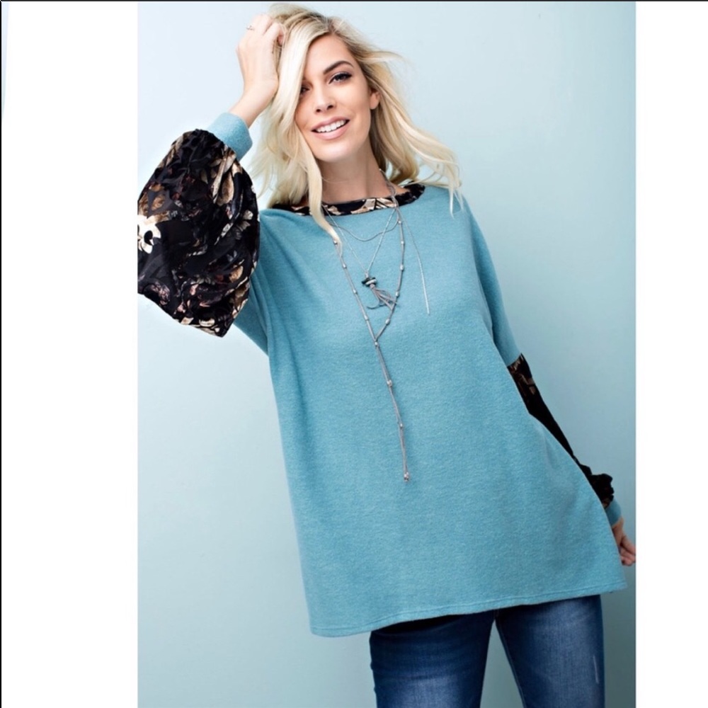❤️Brushed Knit Velvet Detail Lantern Sleeve Tunic! - Picture 4 of 5